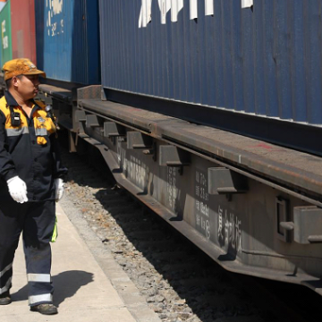China-Europe Railway Express trips top 130,000