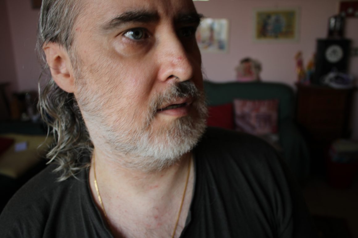 LA STAGIONE DECISIVA: Marco De Luca Releases New Album Exploring Social Alienation, Media Culture and Human Fragility
